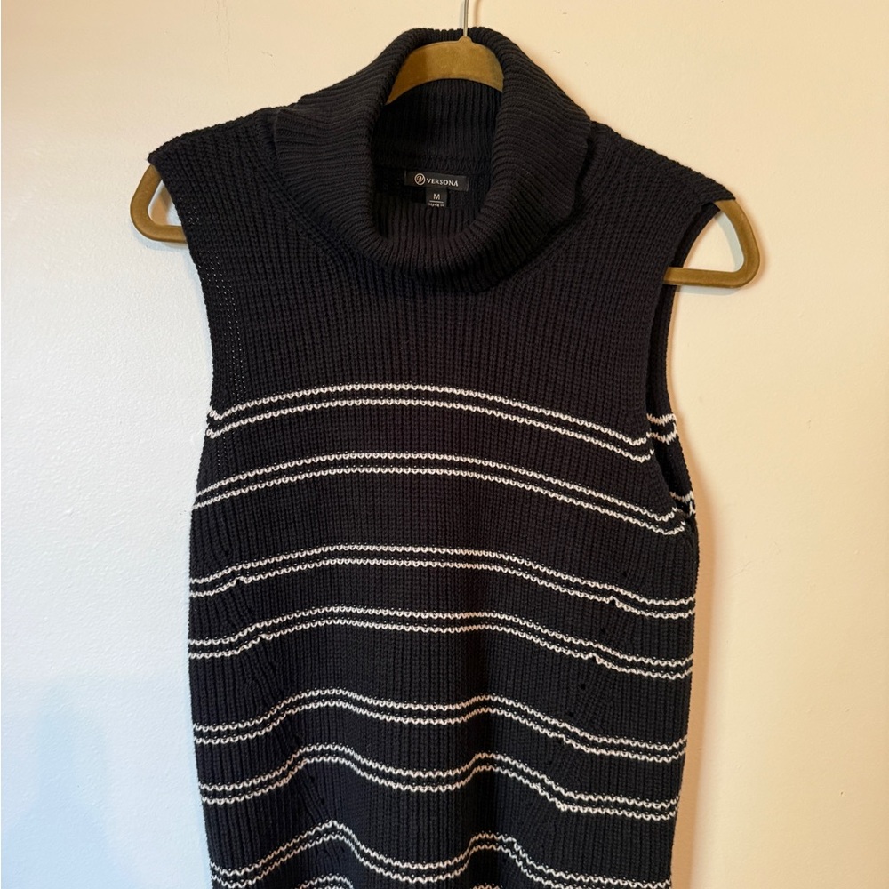 Versona black and white Ribbed Knit Turtleneck
